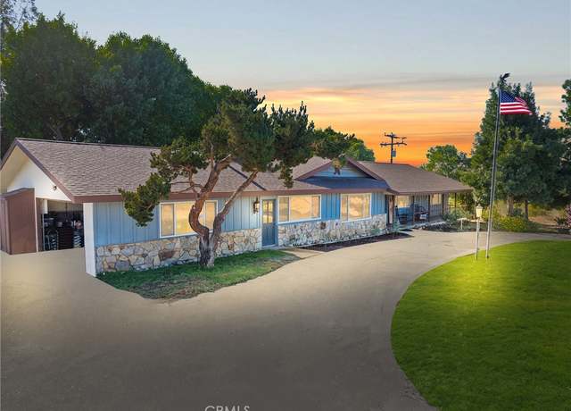 Property at 32551 Sage Rd, Hemet, CA 92544, 3 beds, 2.5 baths