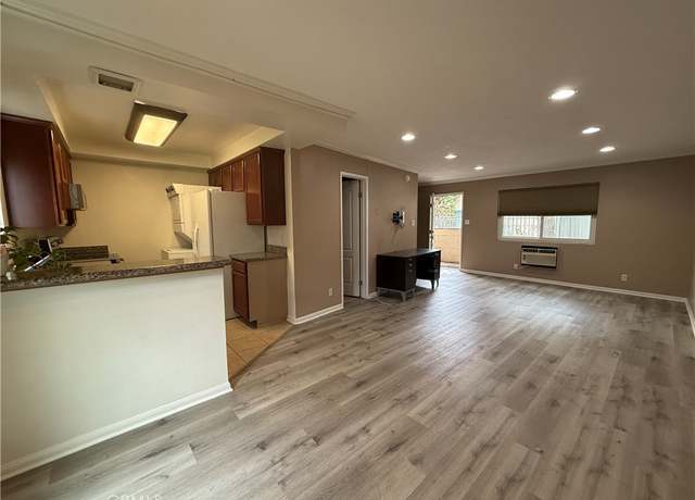 Property at 1620 N San Fernando Blvd #48, Burbank, CA 91504, 2 beds, 1.5 baths