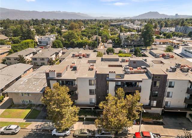 Property at 4822 Van Noord Ave #14, Sherman Oaks, CA 91423, 2 beds, 2 baths