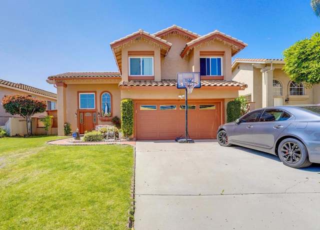 Property at 2458 Sawgrass St, El Cajon, CA 92019, 5 beds, 3 baths