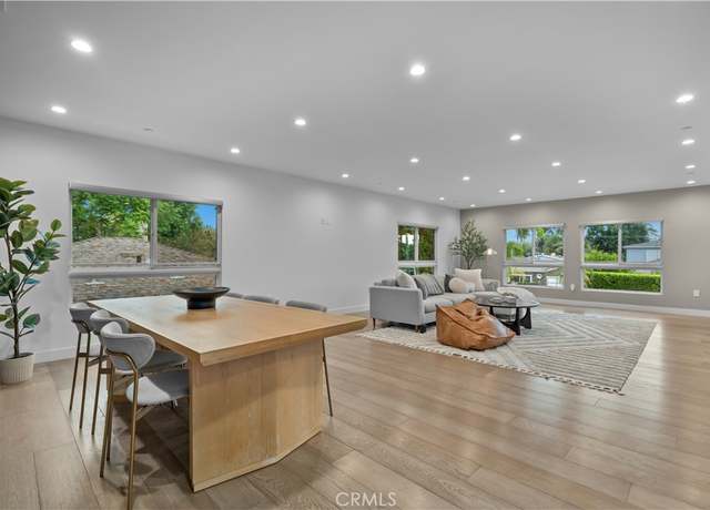 Property at 14157 Tiara St #101, Sherman Oaks, CA 91401, 3 beds, 4 baths