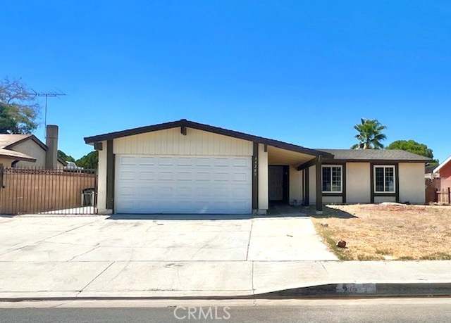 Property at 44283 Raysack Ave, Lancaster, CA 93535, 4 beds, 2 baths
