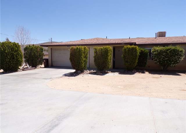 Property at 7576 Lucerne Vista Ave, Yucca Valley, CA 92284, 2 beds, 2 baths