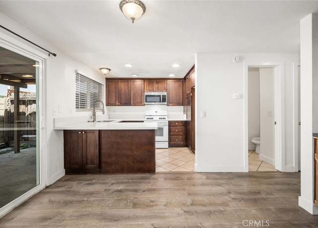 Property at 10395 Hammontree Dr, Garden Grove, CA 92843, 2 beds, 2.5 baths