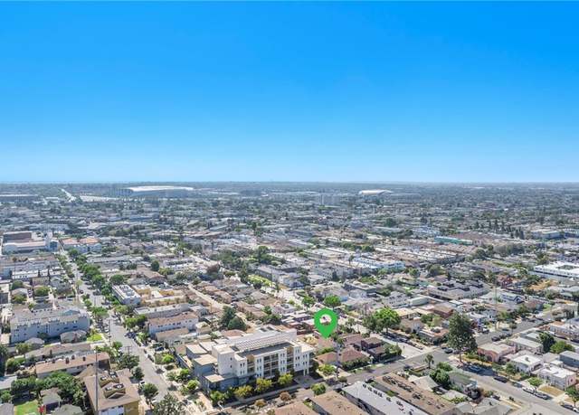 Property at 239 W Hillcrest Blvd, Inglewood, CA 90301, 6 beds, 4 baths