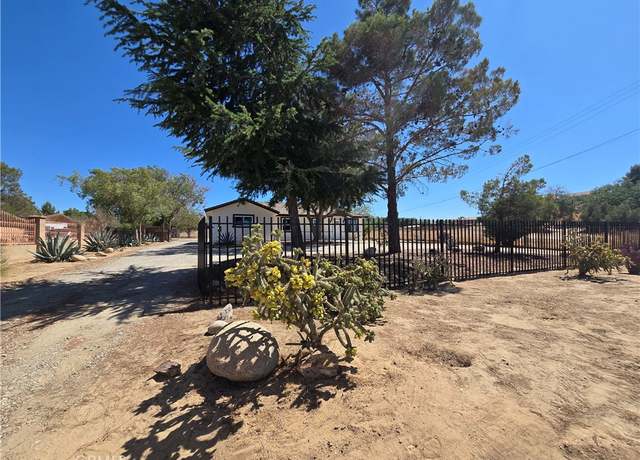 Property at 4102 Pearblossom, Palmdale, CA 93552, 3 beds, 2 baths