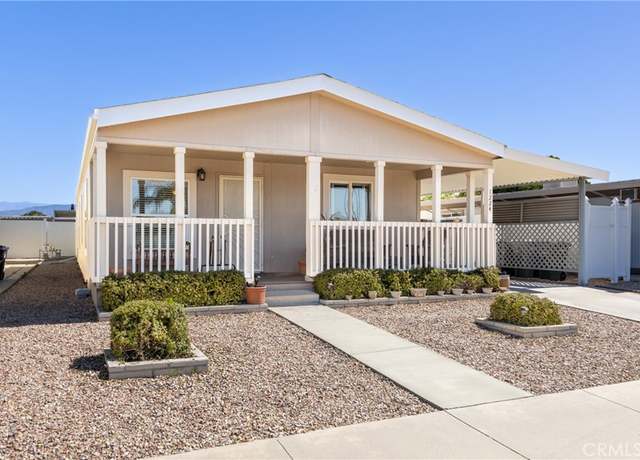 Property at 1224 W Johnston Ave, Hemet, CA 92543, 3 beds, 2 baths