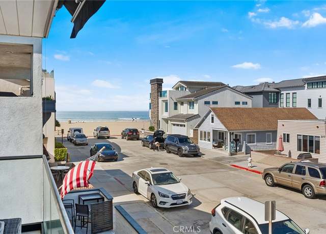 Property at 110 30th St, Newport Beach, CA 92663, 6 beds, 5 baths
