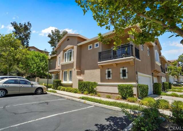 Property at 27955 Trillium Ln, Valencia, CA 91354, 3 beds, 3 baths