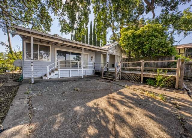 Property at 14095 Lakeshore Dr, Clearlake, CA 95422, 2 beds, 1.5 baths