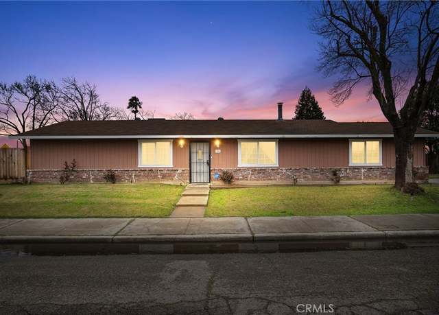 Property at 794 N West Ave, Merced, CA 95341, 3 beds, 2 baths