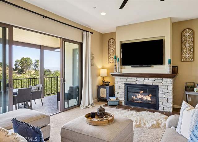 Property at 416 Calle Alto St, Paso Robles, CA 93446, 5 beds, 3.5 baths