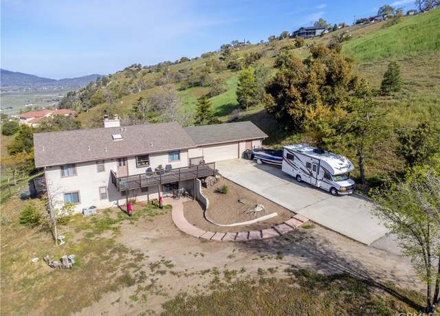 Property at 26201 Cumberland Rd, Tehachapi, CA 93561, 3 beds, 2.5 baths
