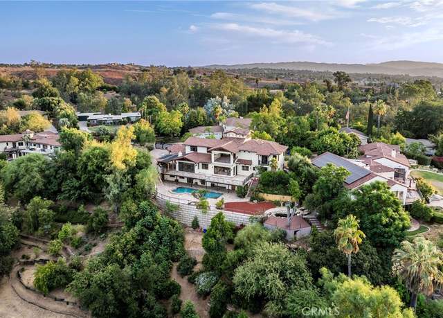 Property at 204 Saint Catherine St, Redlands, CA 92374, 6 beds, 6 baths