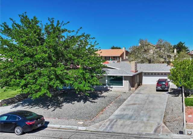 Property at 27314 Outrigger Ln, Helendale, CA 92342, 2 beds, 2 baths