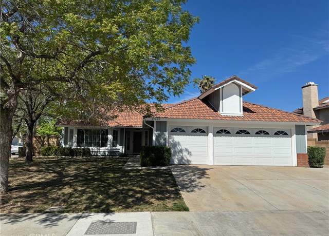 Property at 39709 Dover Dr, Palmdale, CA 93551, 3 beds, 2 baths