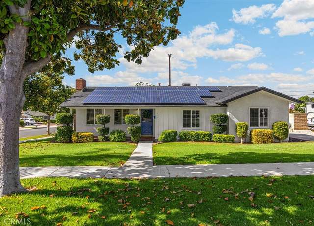 Property at 229 W Hacienda Dr, Corona, CA 92882, 3 beds, 2 baths