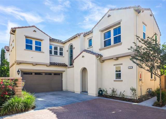 Property at 33 Castellana, Lake Forest, CA 92630, 4 beds, 3 baths
