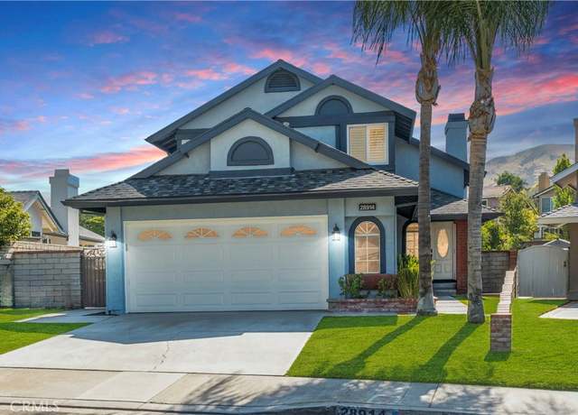 Property at 28914 Raintree Ln, Saugus, CA 91390, 3 beds, 2.5 baths