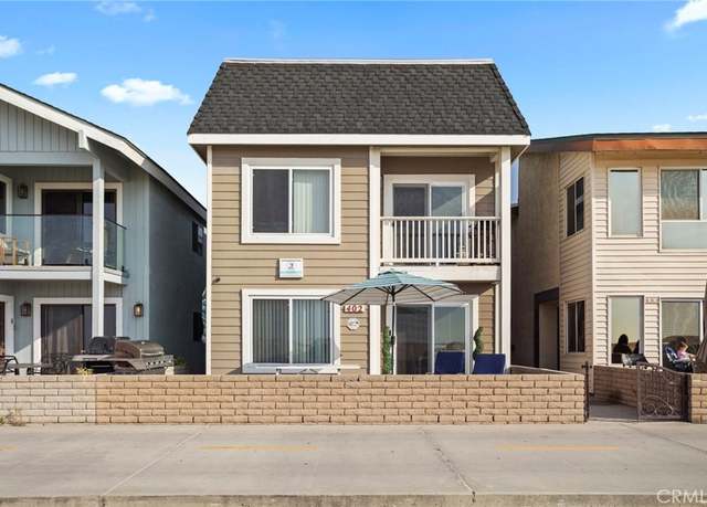 Property at 402 E Oceanfront, Newport Beach, CA 92661, 7 beds, 4 baths