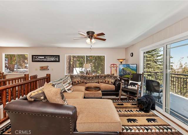 Property at 725 Oakmont Ln, Lake Arrowhead, CA 92352, 3 beds, 1.5 baths