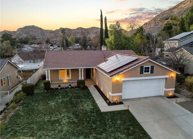 Property at 30431 Sunrose Pl, Canyon Country, CA 91387, 3 beds, 2 baths