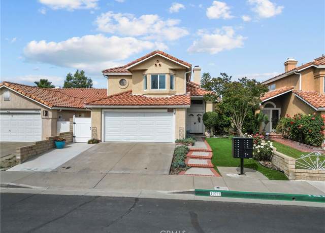 Property at 19777 Azure Field Dr, Newhall, CA 91321, 3 beds, 3 baths