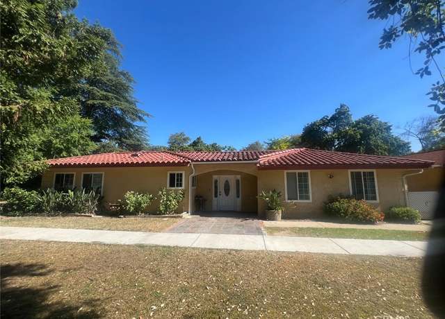 Property at 315 E Gettysburg Ave, Fresno, CA 93704, 5 beds, 2 baths