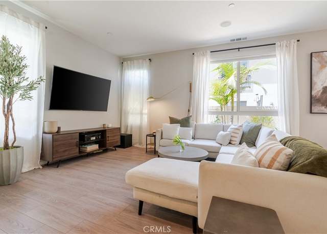 Property at 12017 Rock Creek Ct, Hawthorne, CA 90250, 4 beds, 2.5 baths