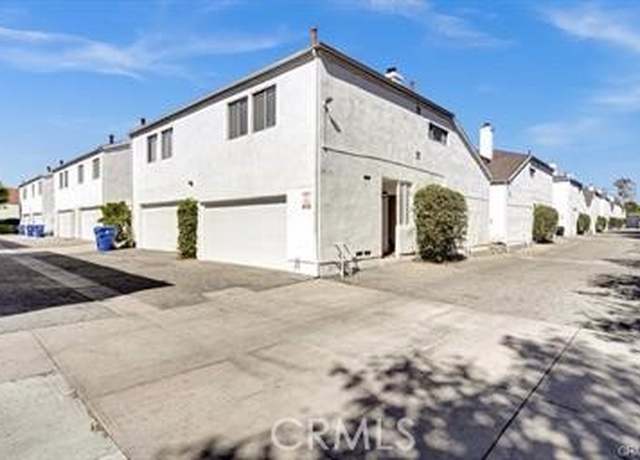 Property at 16857 San Fernando Mission Blvd #7, Granada Hills, CA 91344, 2 beds, 2.5 baths