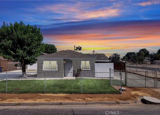 Property at 11467 64th St, Jurupa Valley, CA 91752, 3 beds, 2 baths