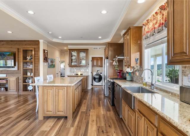 Property at 46430 De Portola Rd, Temecula, CA 92592, 3 beds, 2 baths
