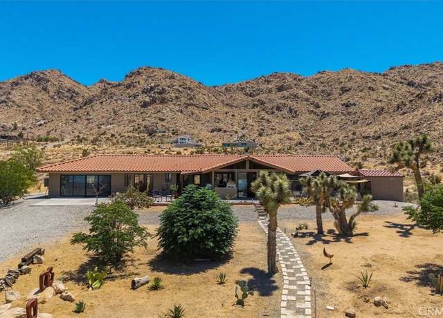 Property at 7880 Wesley Rd, Joshua Tree, CA 92252, 3 beds, 2.5 baths