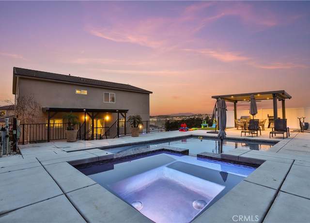 Property at 13083 Via Tuscany, Riverside, CA 92503, 5 beds, 3 baths