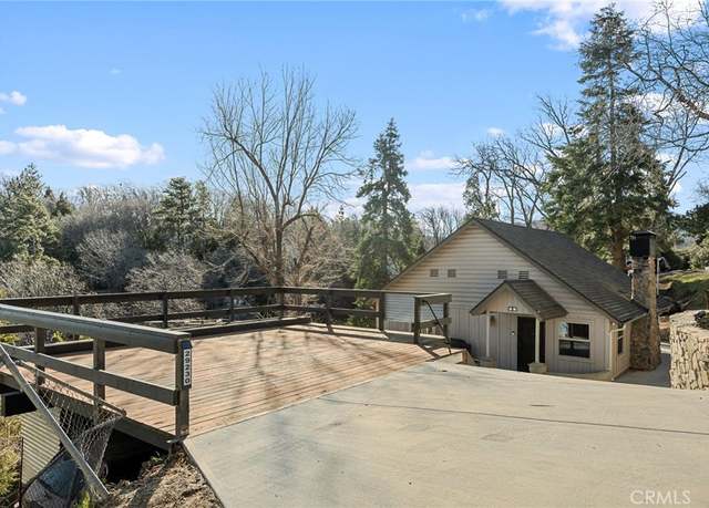 Property at 29230 Lake View Dr, Cedar Glen, CA 92321, 3 beds, 2.5 baths