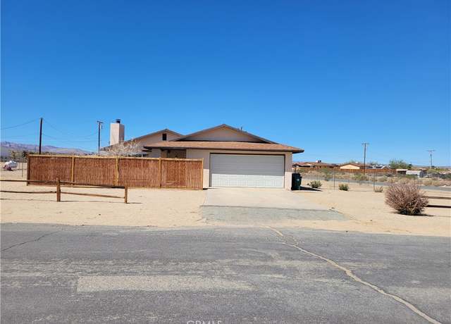 Property at 4818 Round Up Rd, 29 Palms, CA 92277, 3 beds, 2 baths