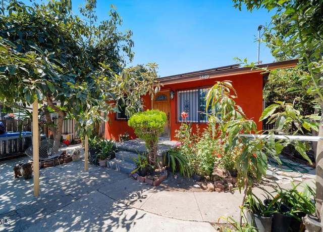 Property at 1449-1451 E 75th St, Los Angeles, CA 90001, 5 beds, 2 baths