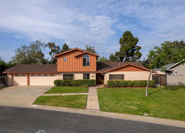 Property at 1406 Denise Cir, Oceanside, CA 92054, 3 beds, 3.5 baths