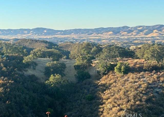 Property at 52721 Smith Rd, Bradley, CA 93426