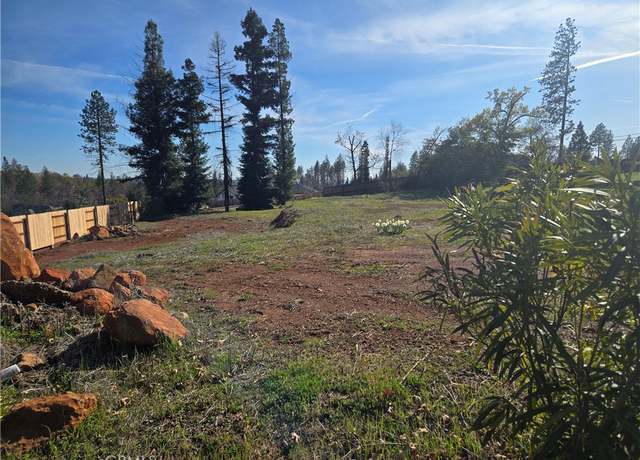 Property at 4982 Country Club Dr, Paradise, CA 95969