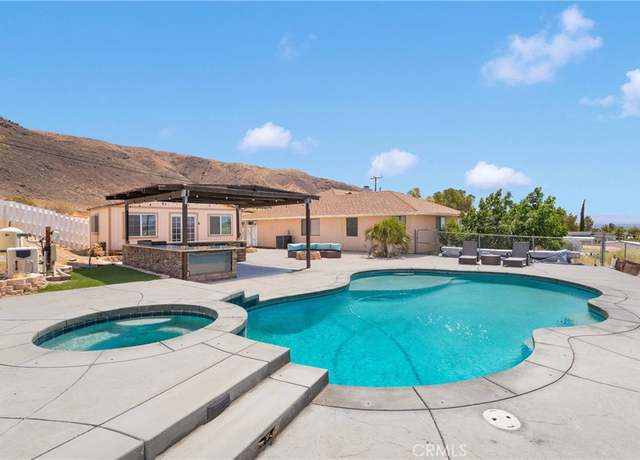 Property at 22752 Roundup Way, Apple Valley, CA 92308, 3 beds, 2 baths
