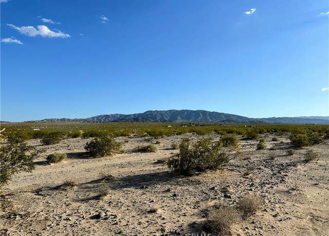 Property at 26 Danby Rd, 29 Palms, CA 92277