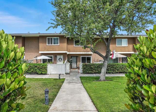 Property at 712 Buena Tierra Way #176, Oceanside, CA 92057, 2 beds, 2.5 baths