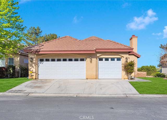 Property at 11252 Country Club Dr, Apple Valley, CA 92308, 3 beds, 2 baths