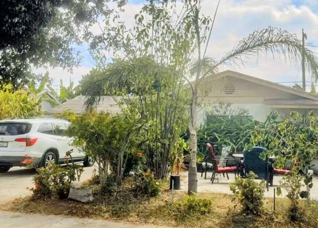 Property at 913 S Diamond St, Santa Ana, CA 92704, 4 beds, 2 baths