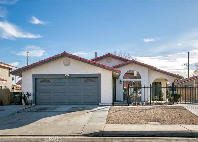 Property at 1854 Trudgeon Ave, Lancaster, CA 93535, 3 beds, 2 baths