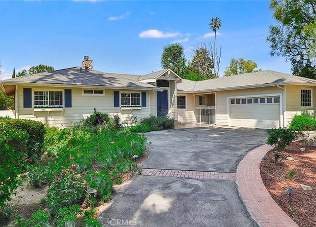 Property at 9401 Bianca Ave, Northridge, CA 91325, 4 beds, 3.5 baths