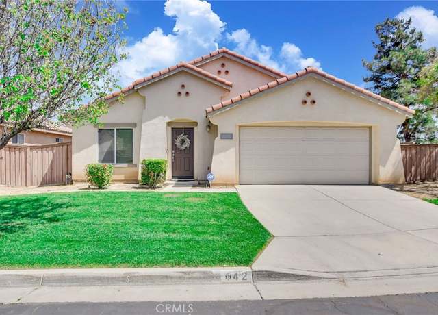 Property at 112 La Amistad Way, Hemet, CA 92545, 3 beds, 2 baths