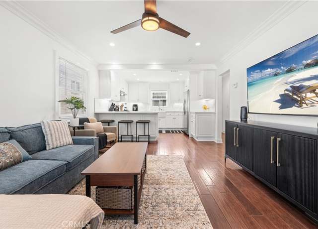 Property at 504 Avocado Ave Unit 1/2, Corona Del Mar, CA 92625, 1 bed, 1 bath
