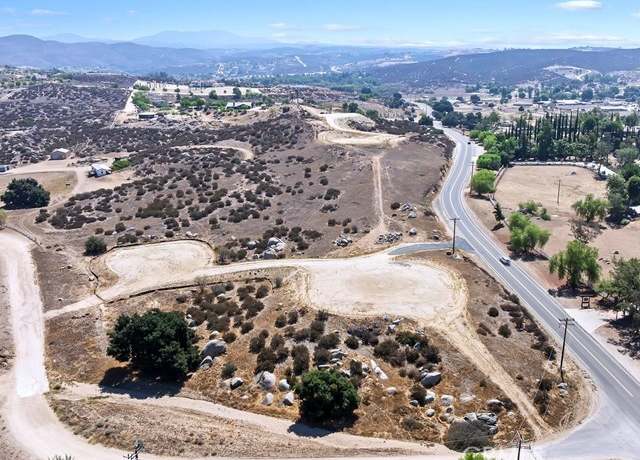 Property at 38662 E Benton Rd, Temecula, CA 92592